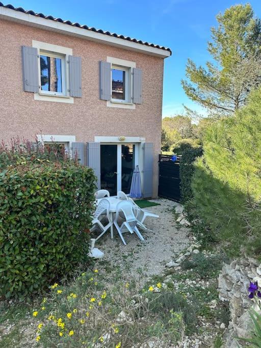 La Baleine Verte Villa Calvisson Exterior foto